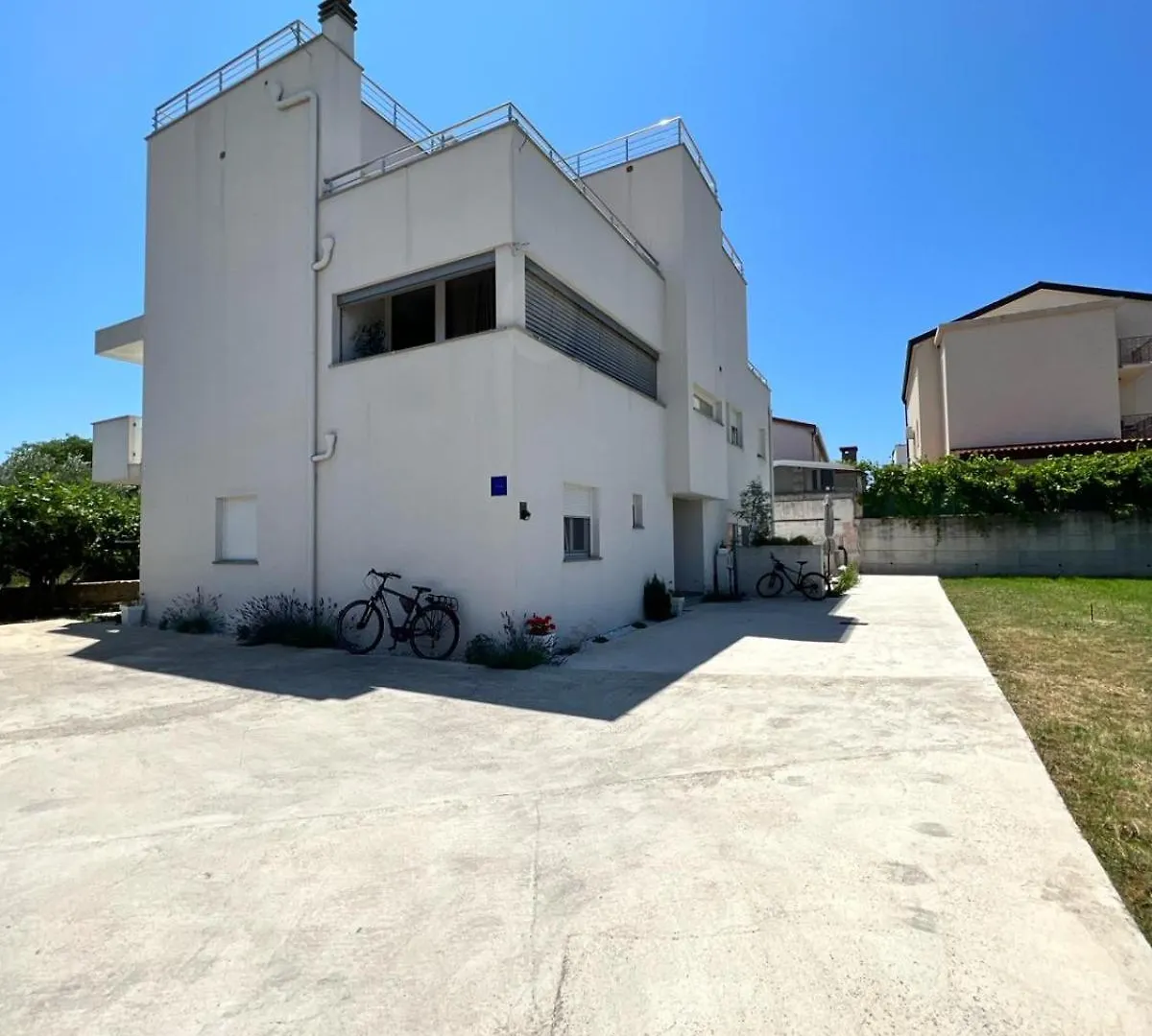 Apartments Sandra Zadar